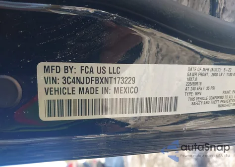 2022 Jeep Compass z USA, uszkodzony, nr VIN 3C4NJDFCXNT173229